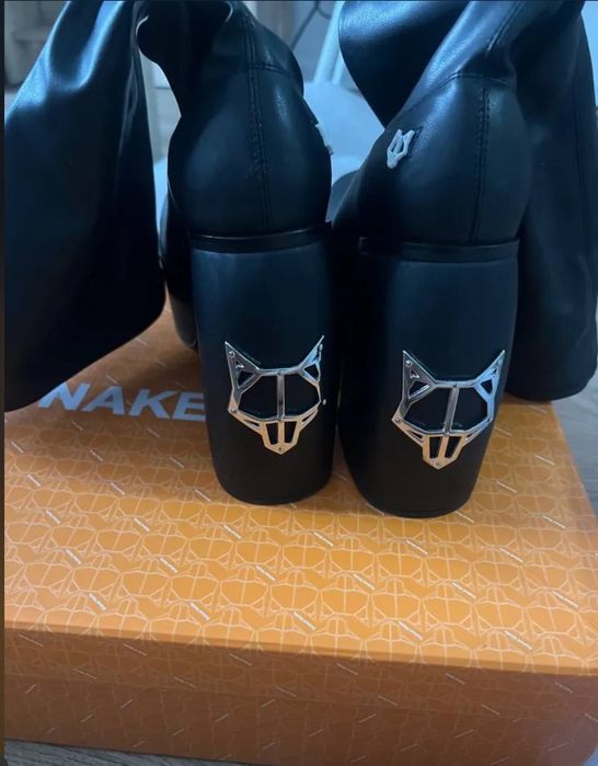 Обувки дамски Naked Wolfe