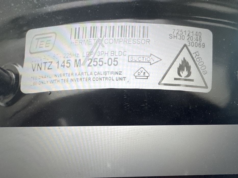 Motor compresor frigider inverter vntz145m beko side by side nou