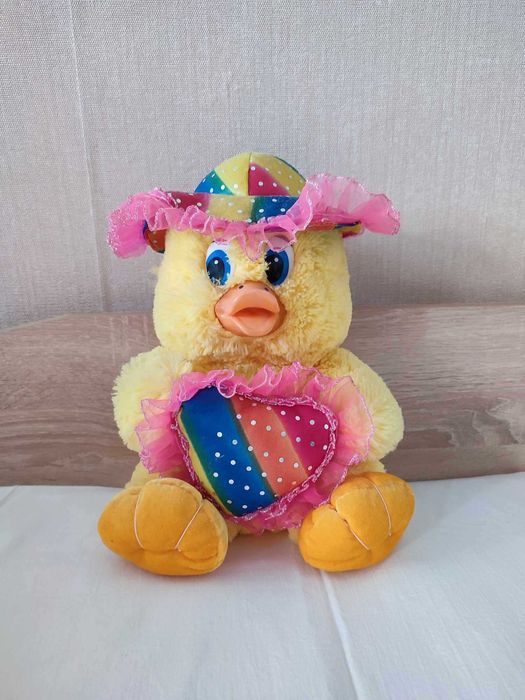 Плюшена играчка пате със сърце - 30 см