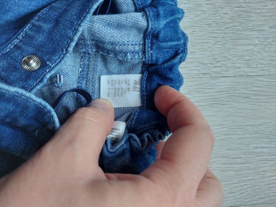 Blugi H&M fată marimea 80 stare foarte bună