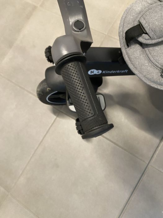 Триколка KinderKraft - Easytwist