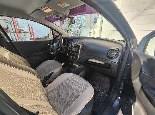Vand autoturism Renault Captur stare foarte buna