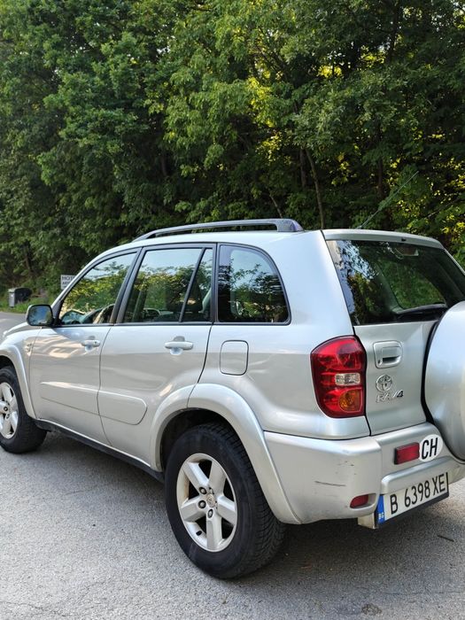 Toyota RAV 4 - 2.0 бензин