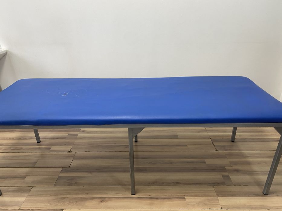 Продам медицинскую кушетку