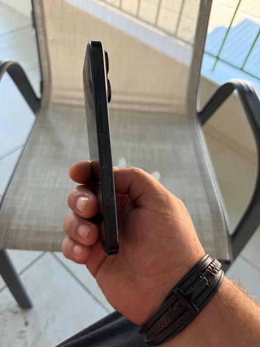 iPhone 16 pro 256gb