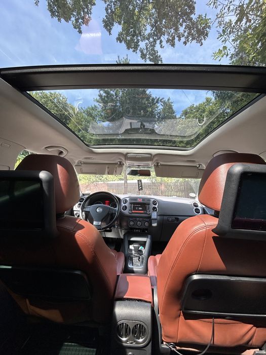 (REZERVAT) Volkswagen Tiguan R-Line Euro5 2.0 TDI 140 CP DSG 4Motion – Panoramic
