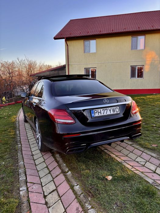 Vand Mercedes e220 4matic 2019 123.000km