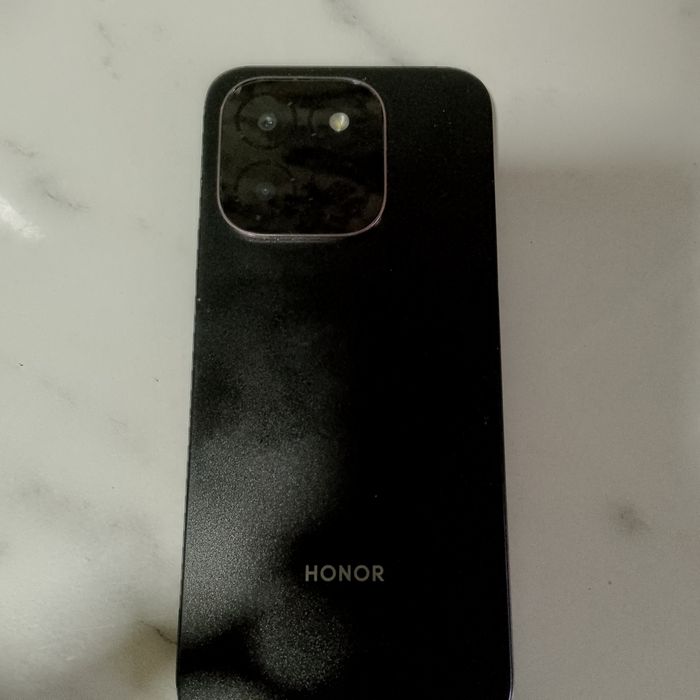 Продаю телефон Xonor x6c