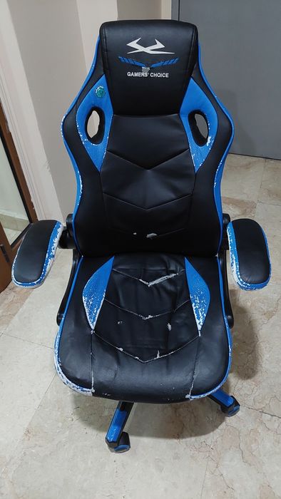 Продавам Геймърски стол