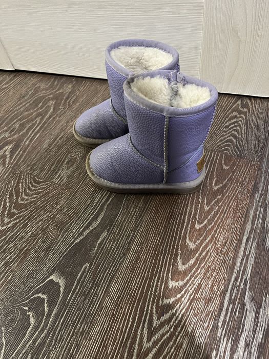 Пакет вещей и обуви на девочку