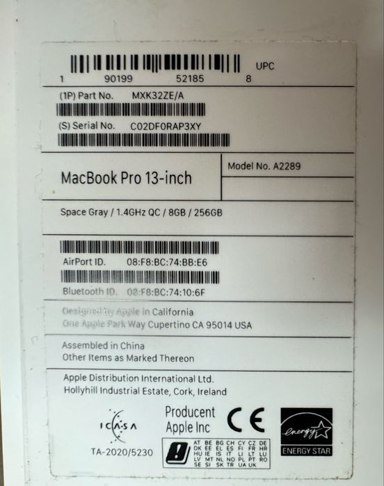 MacBook Pro 13" (2020) – Space Gray / 256GB SSD / 8GB RAM