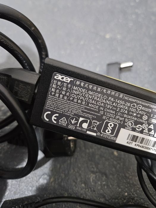 Alimentator Incarcator 18V,19.5V,12V,20V,48V Laptop Acer HP Lenovo