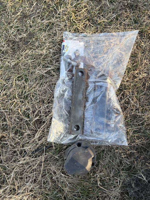 Теглич Toyota Yaris 2014-2019