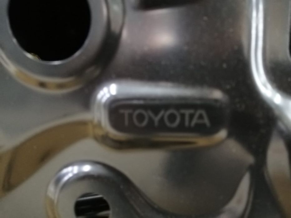 Двери на Toyota Camry 70/75