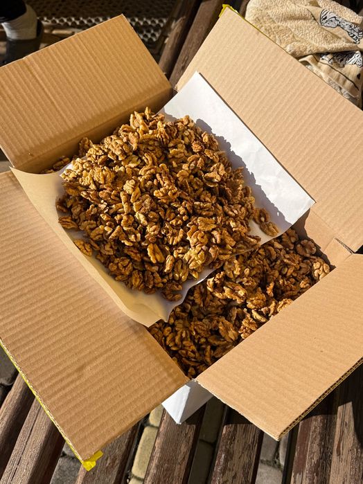 Miez de Nuca, Jumătăți 1/2 - 90%