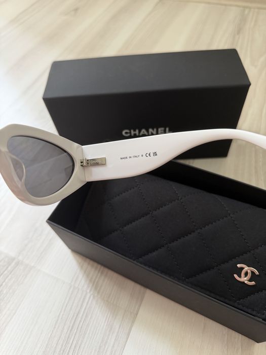 Ochelari de soare Chanel