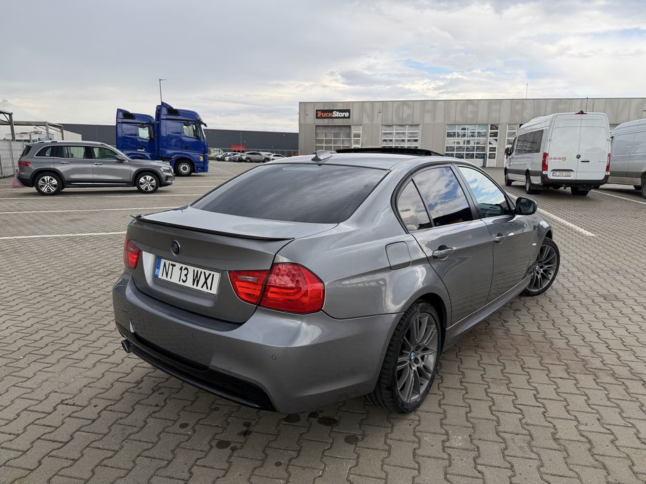 BMW 3 Series 2011 — imagine 3