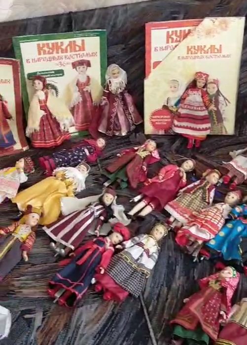 Продам коллекцию кукол