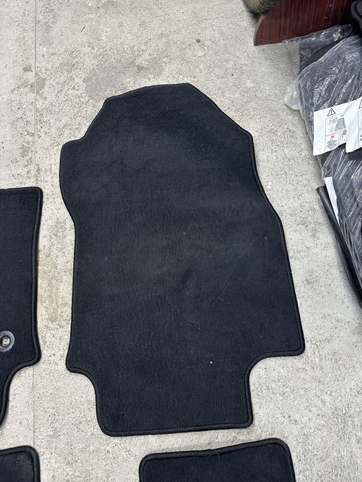 Родные коврики от RAV-4!