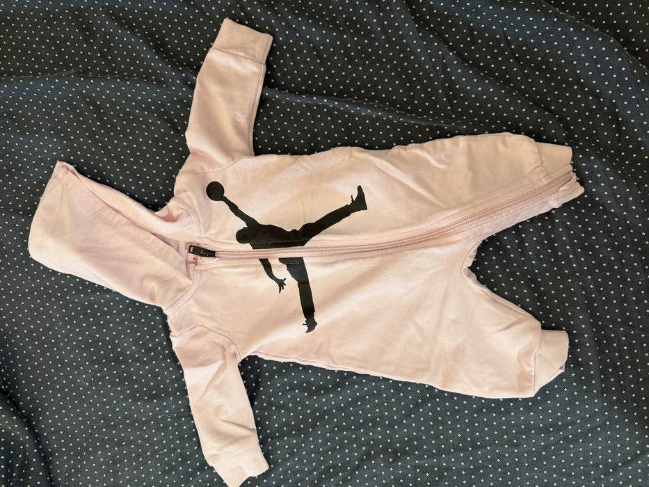 Бебешки дрехи 0-3 месеца Guess, Nike, karl lagerfeld