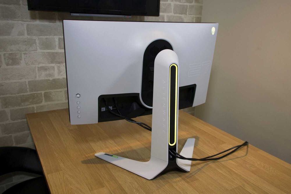 Alienware 27" Gaming Monitor | AW2721D 240hz | G-SYNC® ULTIMATE / VRR