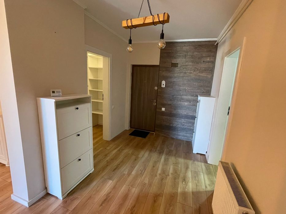 Închiriez ap 2 camere, str Abatorului, preț 430 eur