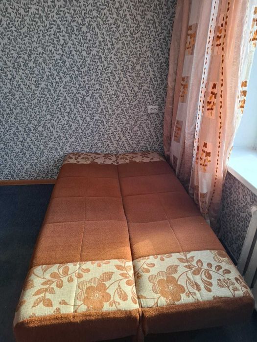 Продажа дивана, шкаф