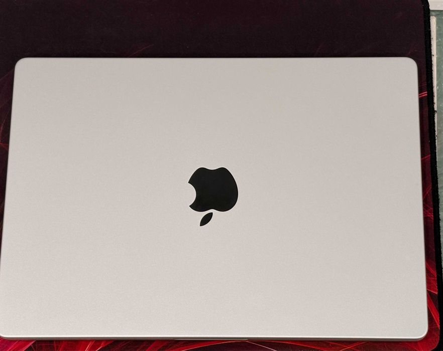 Продам Macbook Pro 14” M3 512gb 8gb