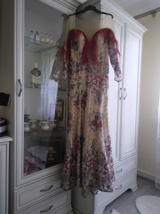 Rochie de seara pt pretentiosi