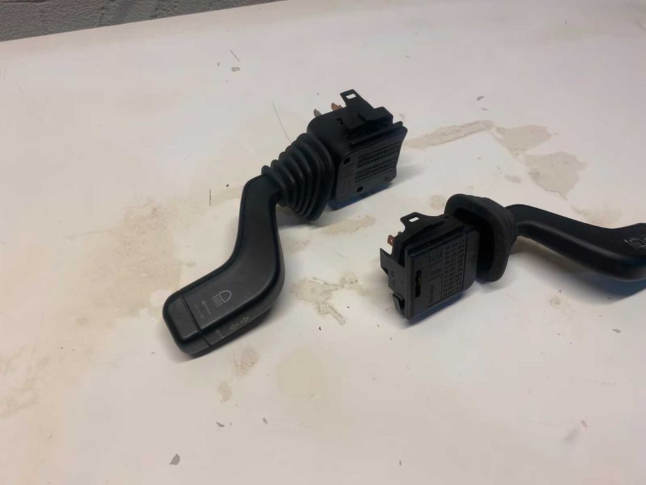 Maneta Semnalizare / Stergatoare | Opel | Astra F/G | Vectra A/B | Zafira A | Tigra A | Corsa B | Agila A | Omega B | Sintra | Calibra | Piese Volan
