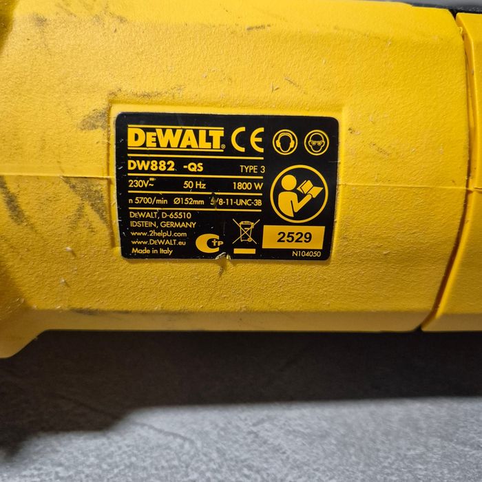 DeWalt - DW882-qs Polizor unghiular drept