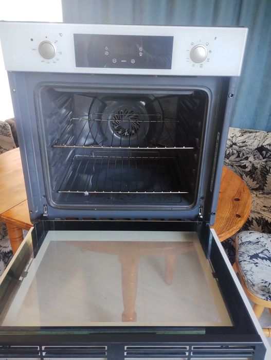 Фурна за вграждане Candy