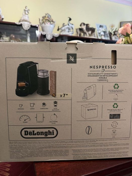 Nespresso essenza mini și aeroccino 3