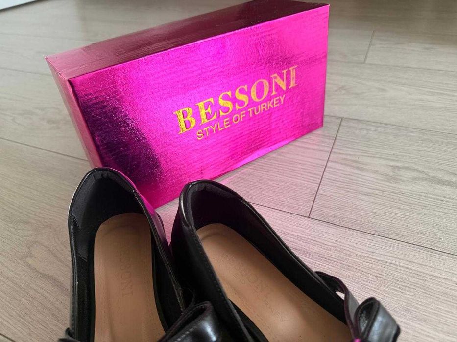 Женская обувь Bessoni