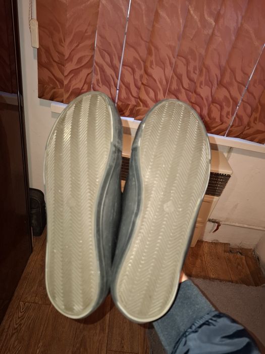 Vand tenisi de piele