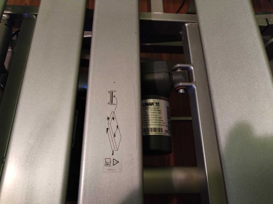 Медицинско електрическо легло със хидравлика