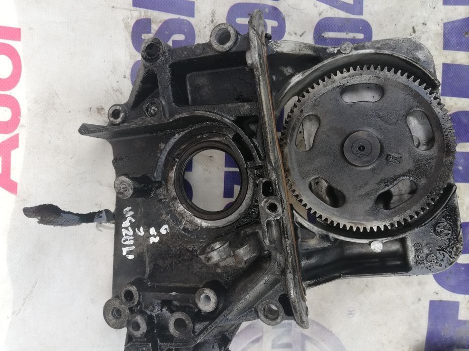 Pompa ulei motor mazda 6,mpv 2.0d 121-136cp, 2002-2005 euro 3
