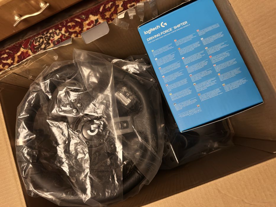 Игровой руль Logitech G923 Trueforce + КПП (Shifter)