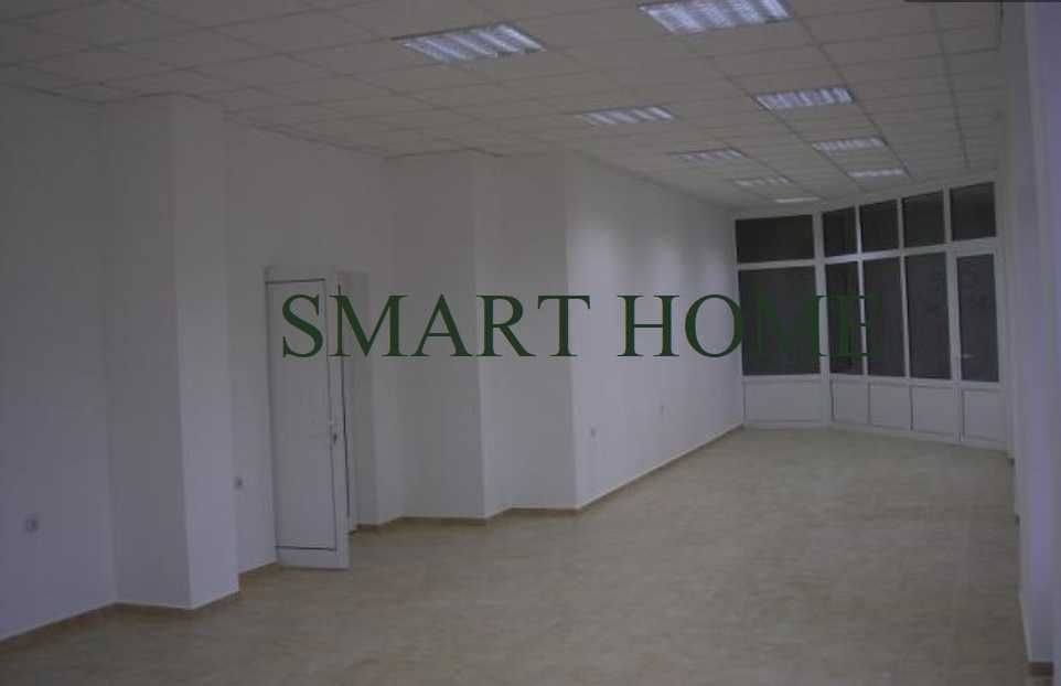 Търговско помещение в кв. „Колю Фичето“!