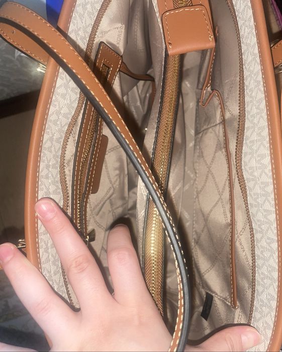 Сумка от майкл корс