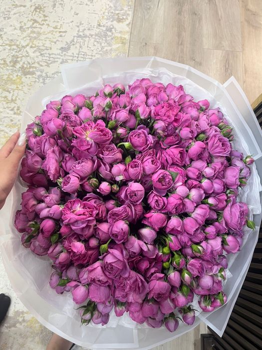 букет кустовые розы