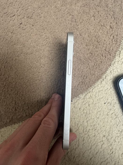 Iphone 12 simplu, alb