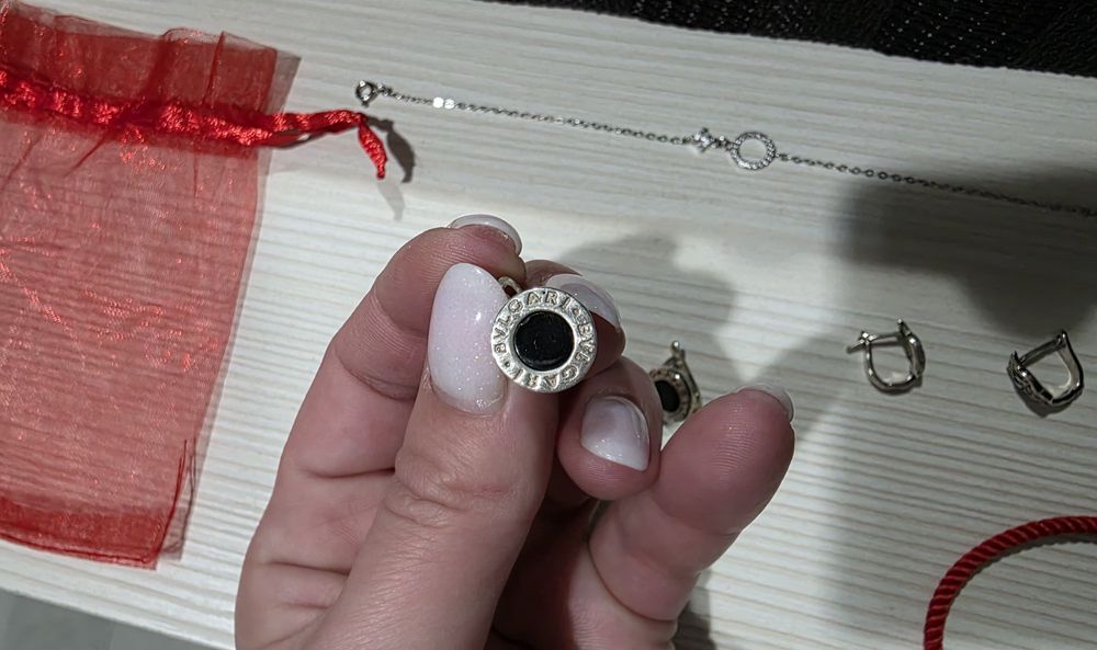 Лот - ребърна гривна и 2 чифта обеци