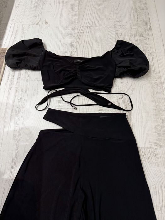 Нов черен екип Avin