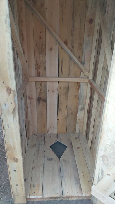 Уличные туалеты.