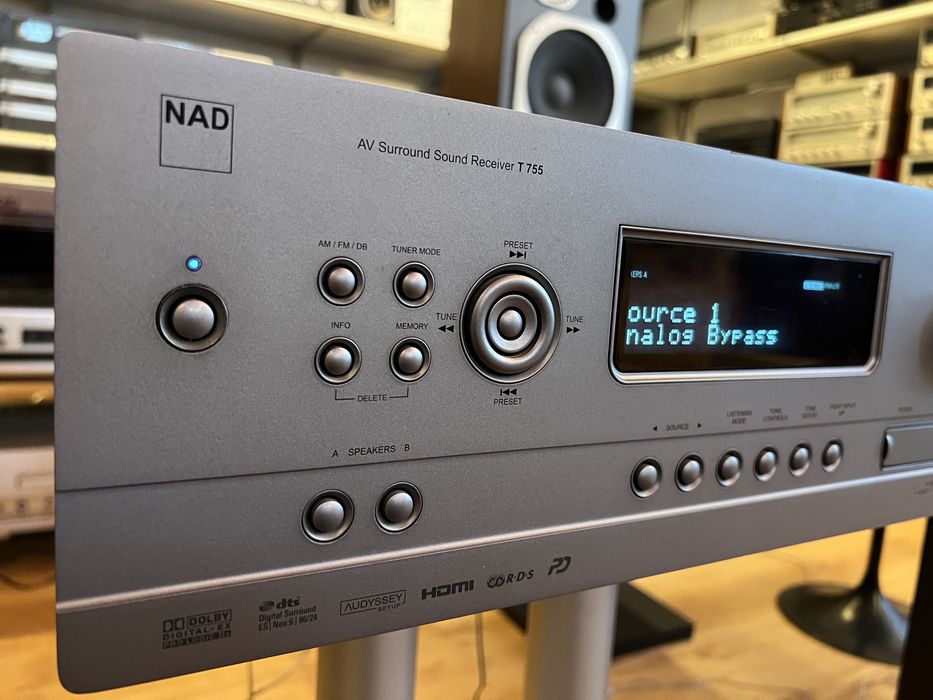 Surround Sound Receiver Amplificatir NAD-T755