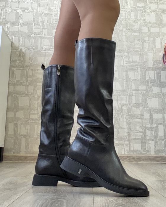 Сапоги демисезонные кожаные 37 рр.