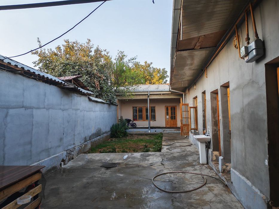 Продаётся участка Hastimom  Zarqaynar 6-tupik 3.5 sotix