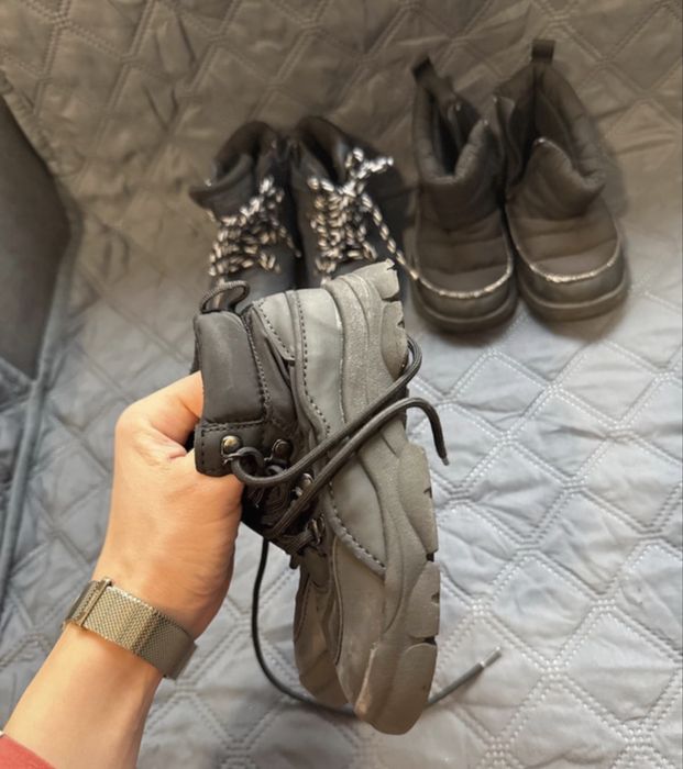 Lot ghete mărimea 24