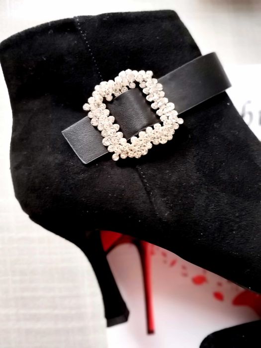 Botine din imitatie de piele intoarsa